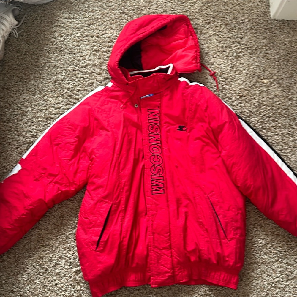 Vintage University of Wisconsin puffer/bomber jacket